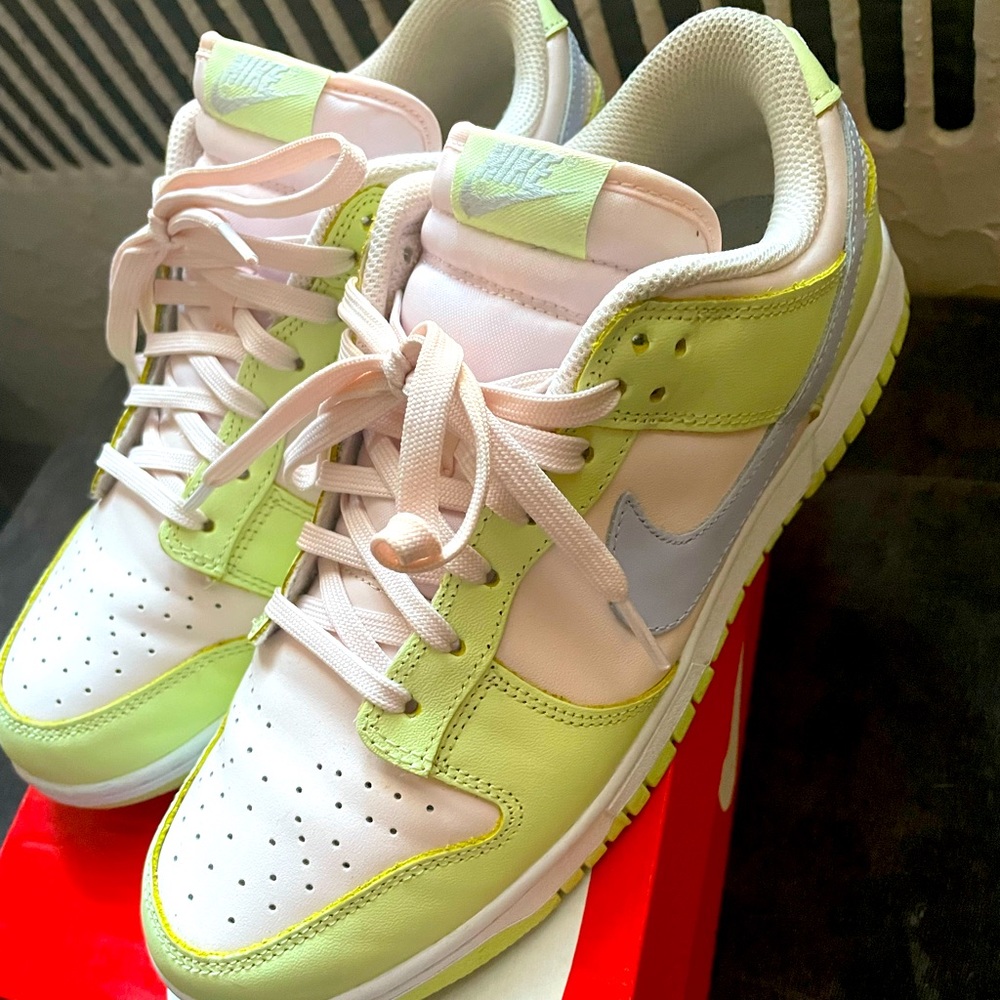 Nike Dunk Low